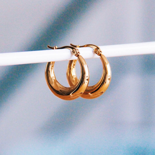 Stainless steel hoop 19mm “wide” – gold
