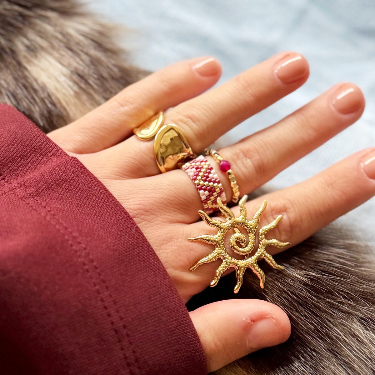 Elastische ring met natuursteen - hete roze