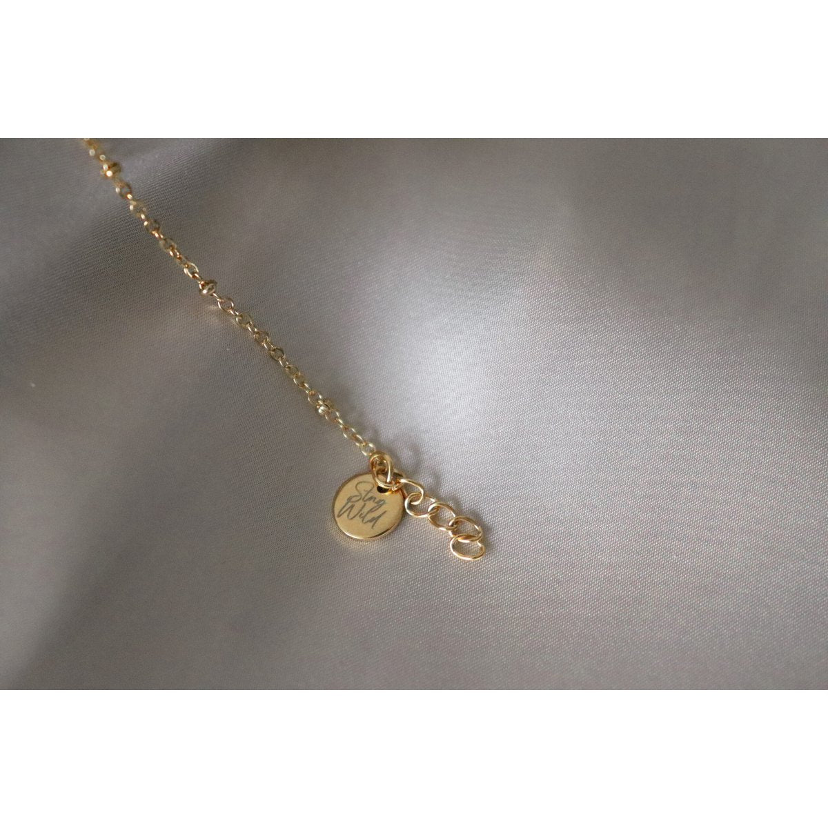 Saffier & Stay Wild Armband - Goud