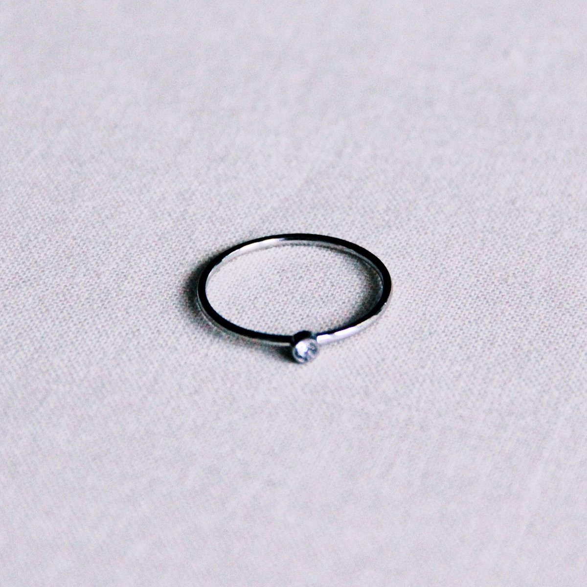 Steel minimalist ring mini zirconia – silver color